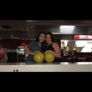 Meet your Posher, Adriana